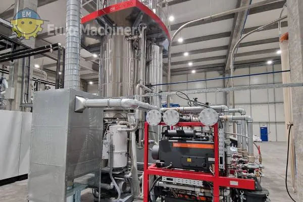 PET flakes decontamination and drying