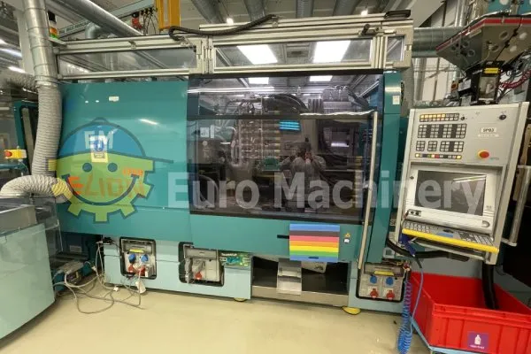 High-Precision Injection Molding Machine